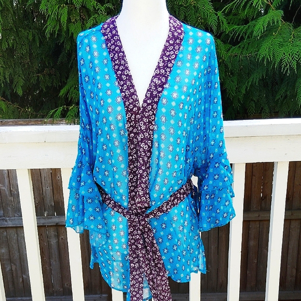 Laundry by Design Teal and Violet Floral Kimono